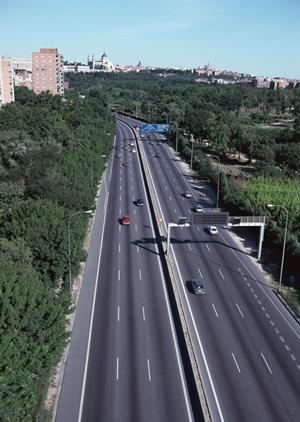 【公式】車買取・車査定|全国無料出張査定と即日買取が可能なティーバイティーガレージの魅力